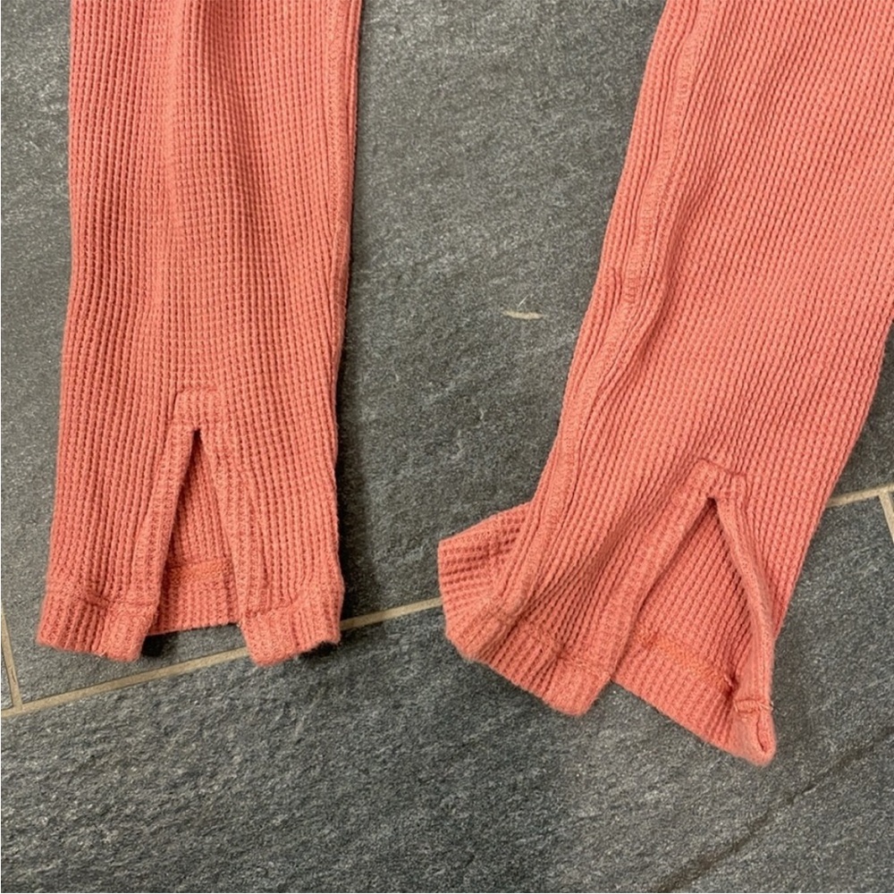 Luxe life leggings “intimately free” - Picture 2 of 3